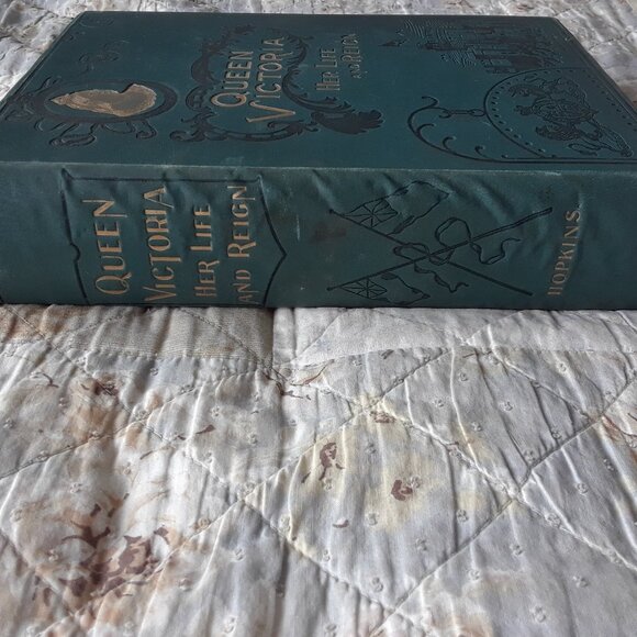 RARE 1896 Queen Victoria Her Life and Reign Antique Book - Picture 4 of 16